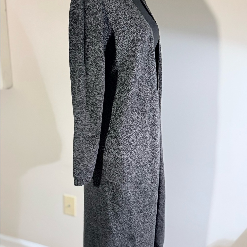 Long Cardigan - Picture 2 of 4